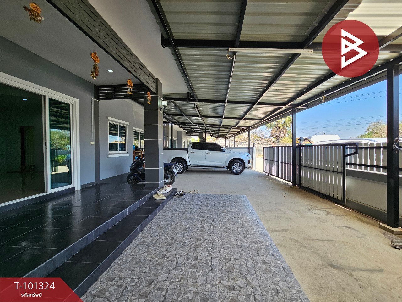 Property image 8