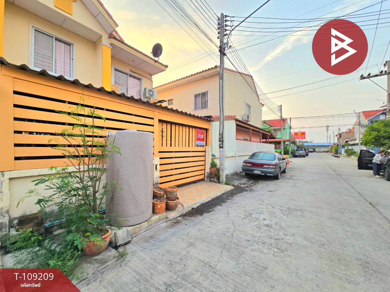 ขายทาวน์เฮ้าส์ หมู่บ้านสิวารัตน์10 บางแขม นครปฐม