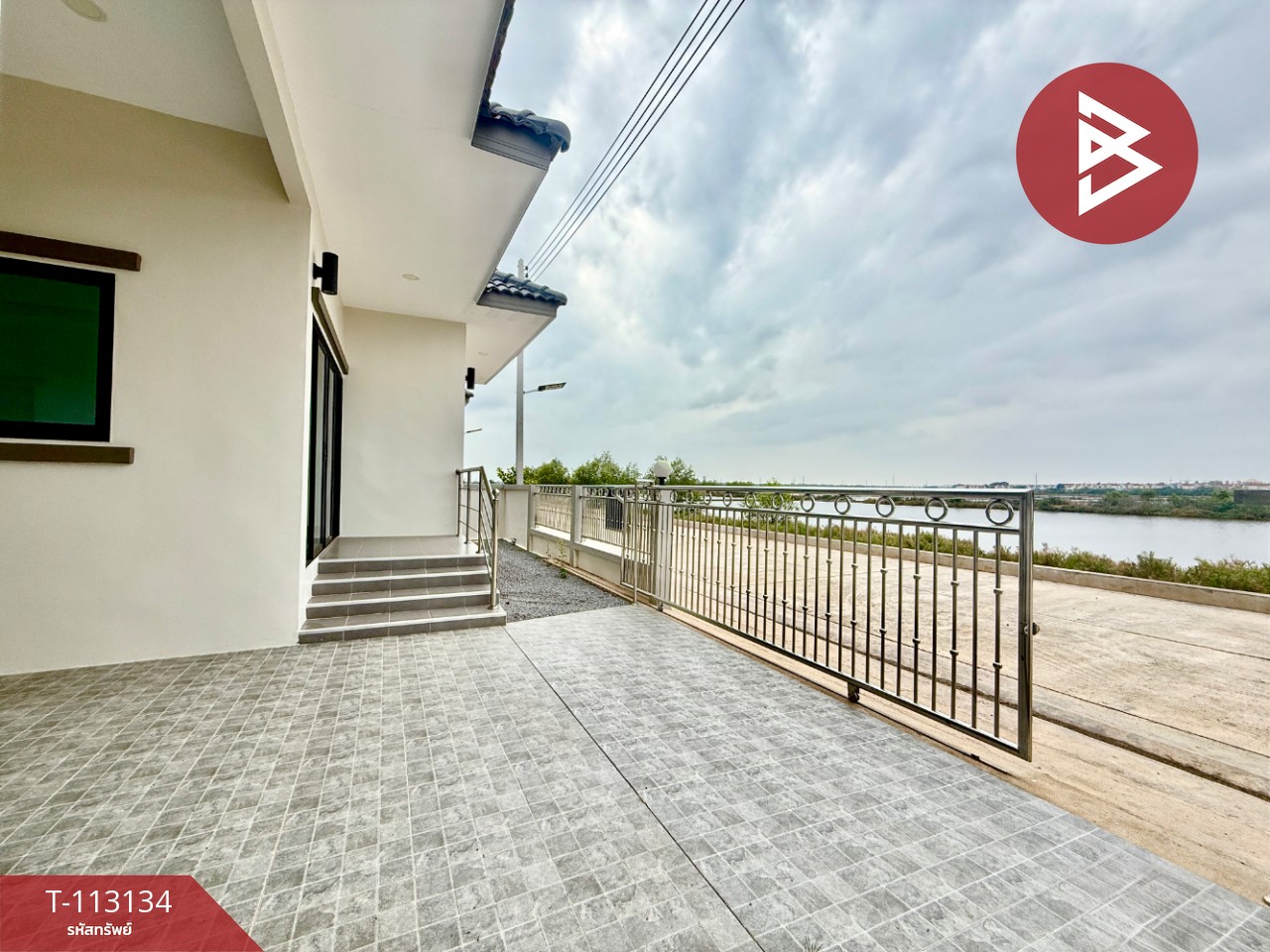 ขายบ้านเดี่ยว 2 หลัง ต.ลาดใหญ่ สมุทรสงคราม ทำเลดี พร้อมอยู่ 13