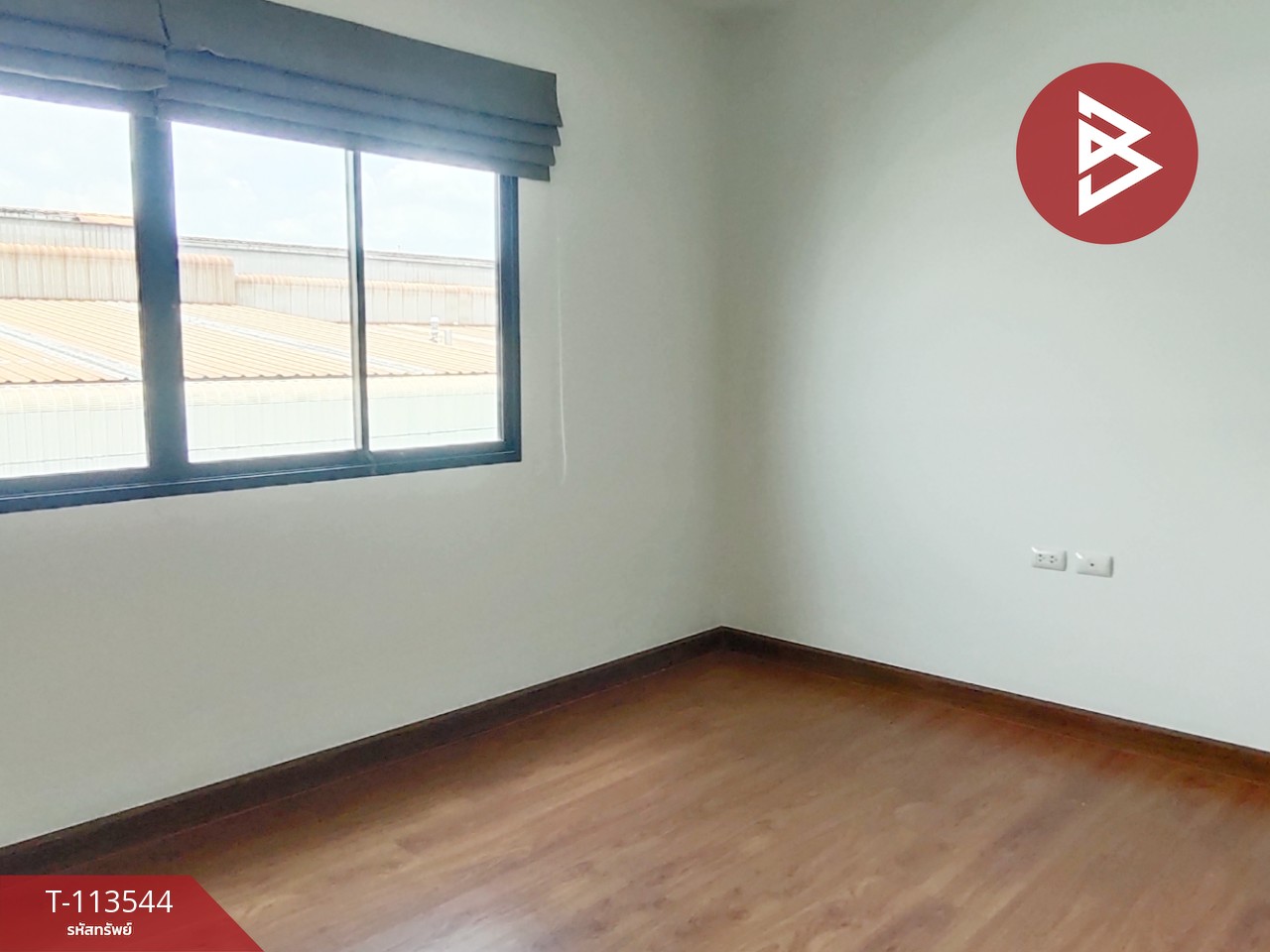 ขายสำนักงาน หมู่บ้านทรีโอ ร่มเกล้า (Trio Romklao) กรุงเทพฯ พร้อมดำเนินกิจการ 12