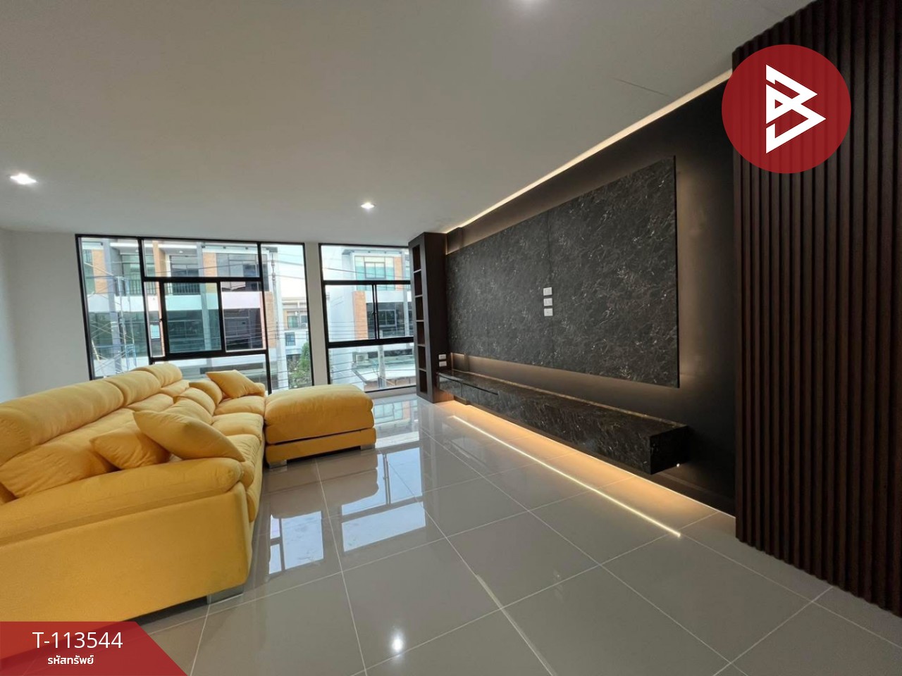 ขายสำนักงาน หมู่บ้านทรีโอ ร่มเกล้า (Trio Romklao) กรุงเทพฯ พร้อมดำเนินกิจการ 7