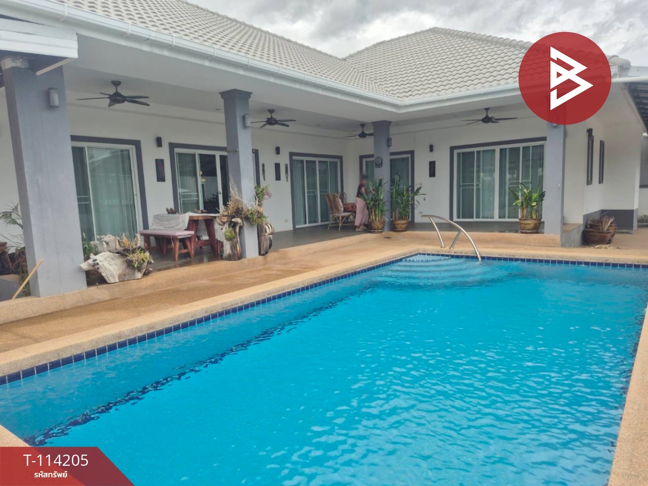 ขายบ้านเดี่ยว เนื้อที่ 111 ตารางวา พร้อมสระว่ายน้ำ เพชรบุรี ใกล้ชายทะเลชะอำ 1