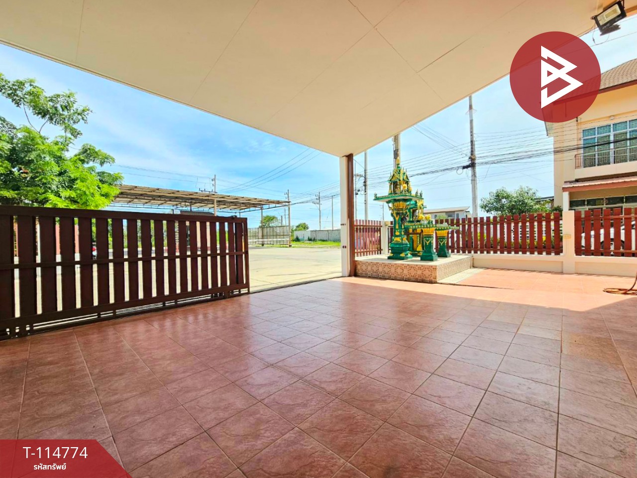 Property image 8