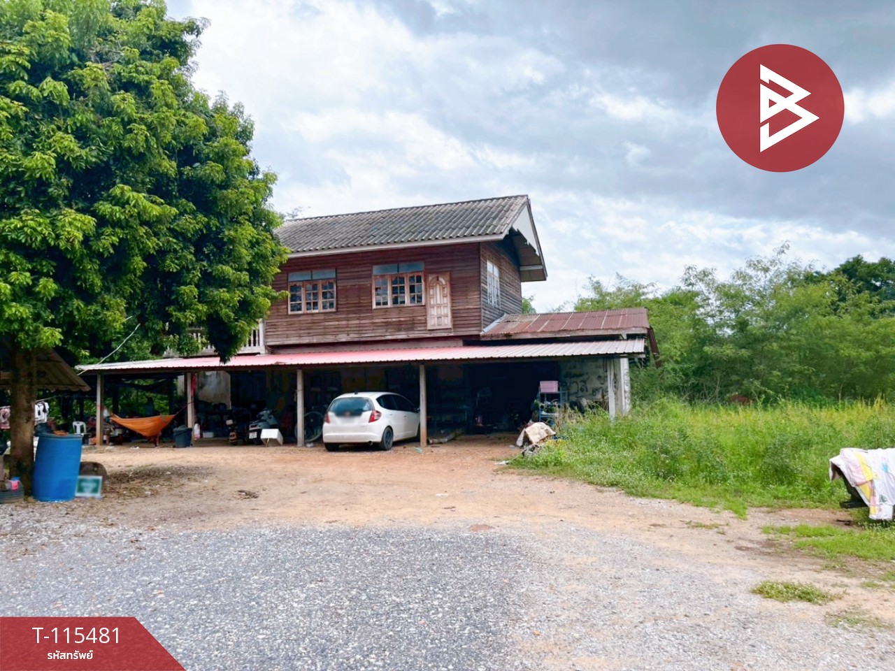 ขายบ้านพร้อมที่ดิน เนื้อที่ 3 ไร่ 31.6 ตร.วา ต.ดงขวาง อ.หนองขาหย่าง จ.อุทัยธานี ติดถนน ราคาถูก 5