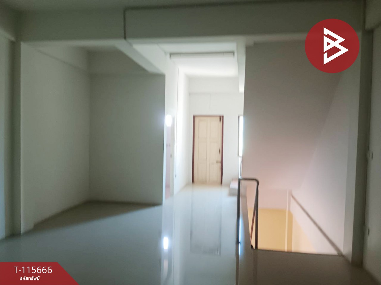 ขายอาคารพาณิชย์ 2 คูหา เนื้อที่ 54 ตารางวา ศาลาแดง อ่างทอง 6