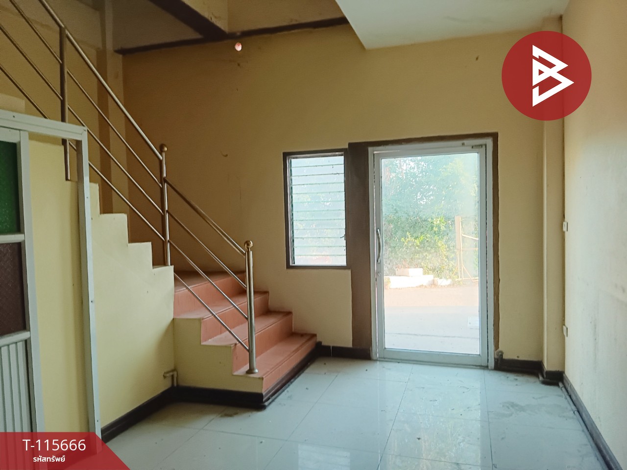 ขายอาคารพาณิชย์ 2 คูหา เนื้อที่ 54 ตารางวา ศาลาแดง อ่างทอง 9