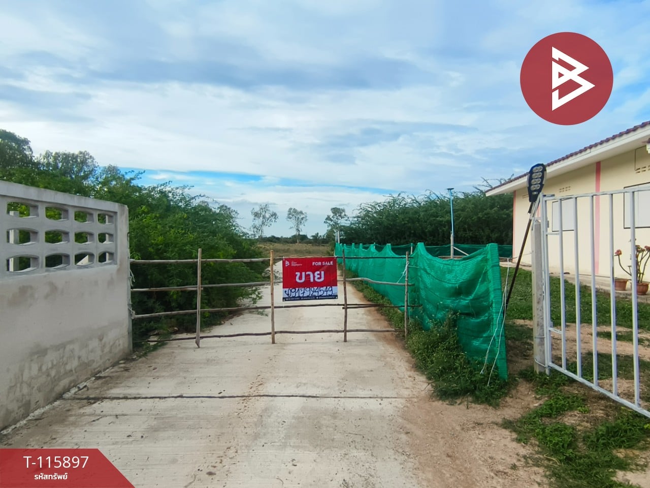 ขายที่ดินถมแล้ว เนื้อที่ 1 ไร่ 2 งาน 13 ตารางวา ต.บางเก่า อ.ชะอำ จ.เพชรบุรี วิวสวย 1