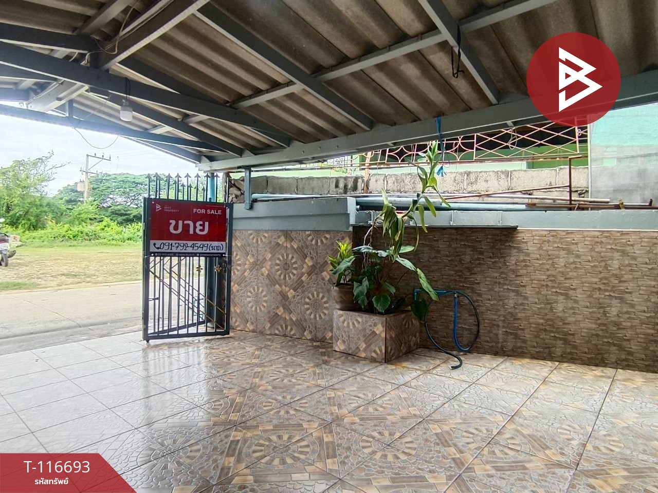 Property image 8