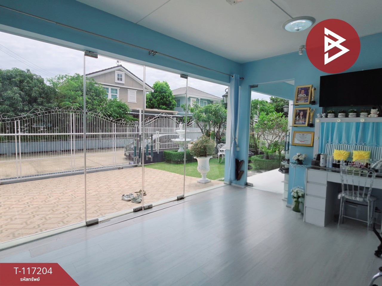 Property image 8