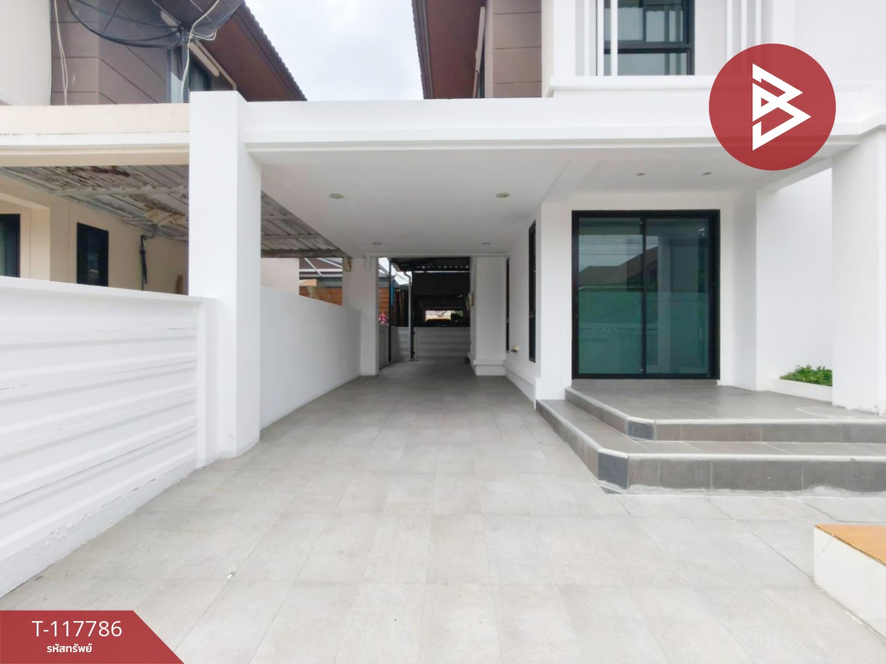 ขายบ้านเดี่ยว หมู่บ้านแสนมณี 6,8,9 ชลบุรี รีโนเวททั้งหลัง 4