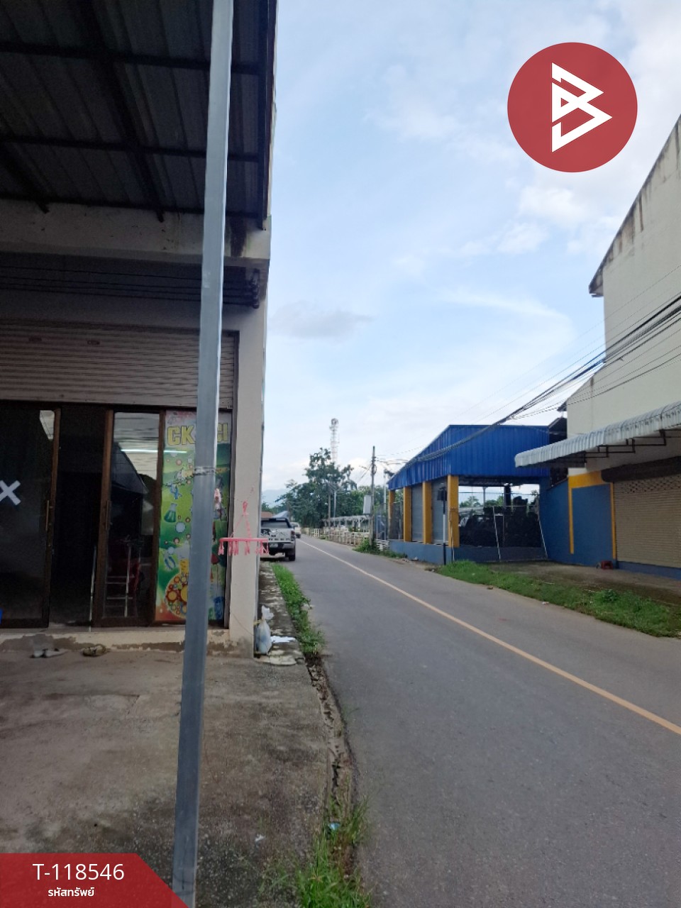 ขายอาคารพาณิชย์ 3 ชั้น เนื้อที่ 19.5 ตารางวา อ.เชียงคำ พะเยา ทำเลดีติดถนน 5