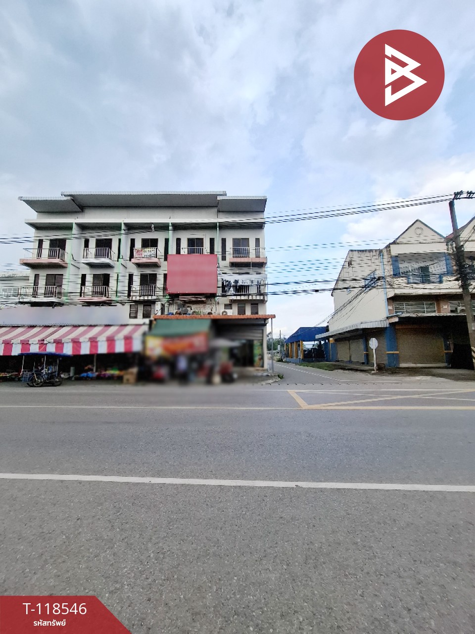 ขายอาคารพาณิชย์ 3 ชั้น เนื้อที่ 19.5 ตารางวา อ.เชียงคำ พะเยา ทำเลดีติดถนน 2