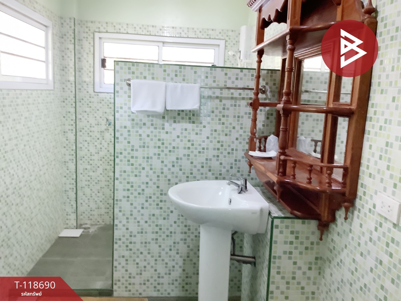 ขายที่ดินพร้อมกิจการ เนื้อที่ 2 ไร่ 3 งาน 53 ตร.วา คลองใหญ่ ตราด 9