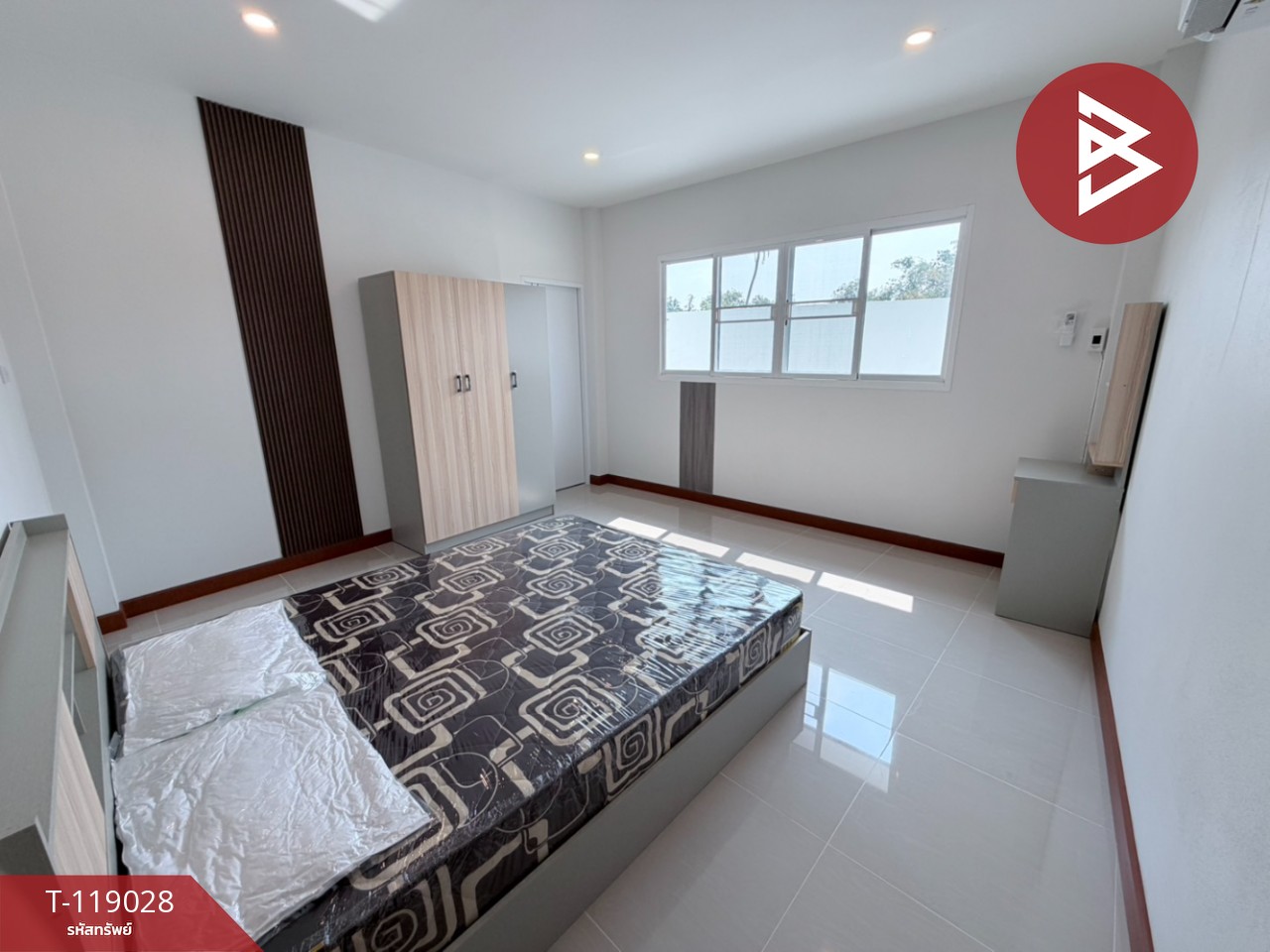 ขายบ้านเดี่ยว มีทั้งหมด 6 หลัง มาบแค นครปฐม ใกล้ทางด่วน M81 เพียง 1 กิโลเมตร 8