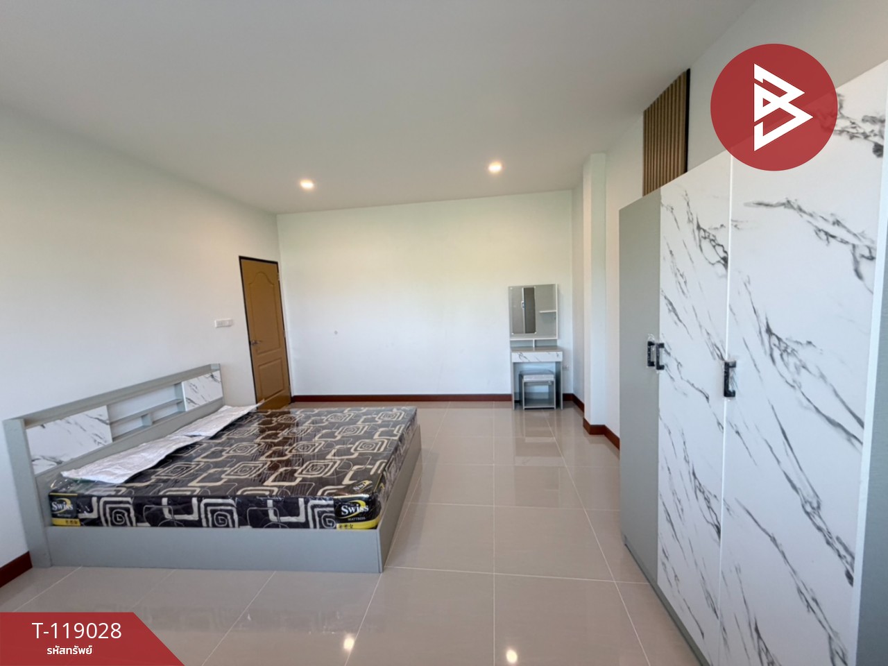 ขายบ้านเดี่ยว มีทั้งหมด 6 หลัง มาบแค นครปฐม ใกล้ทางด่วน M81 เพียง 1 กิโลเมตร 6