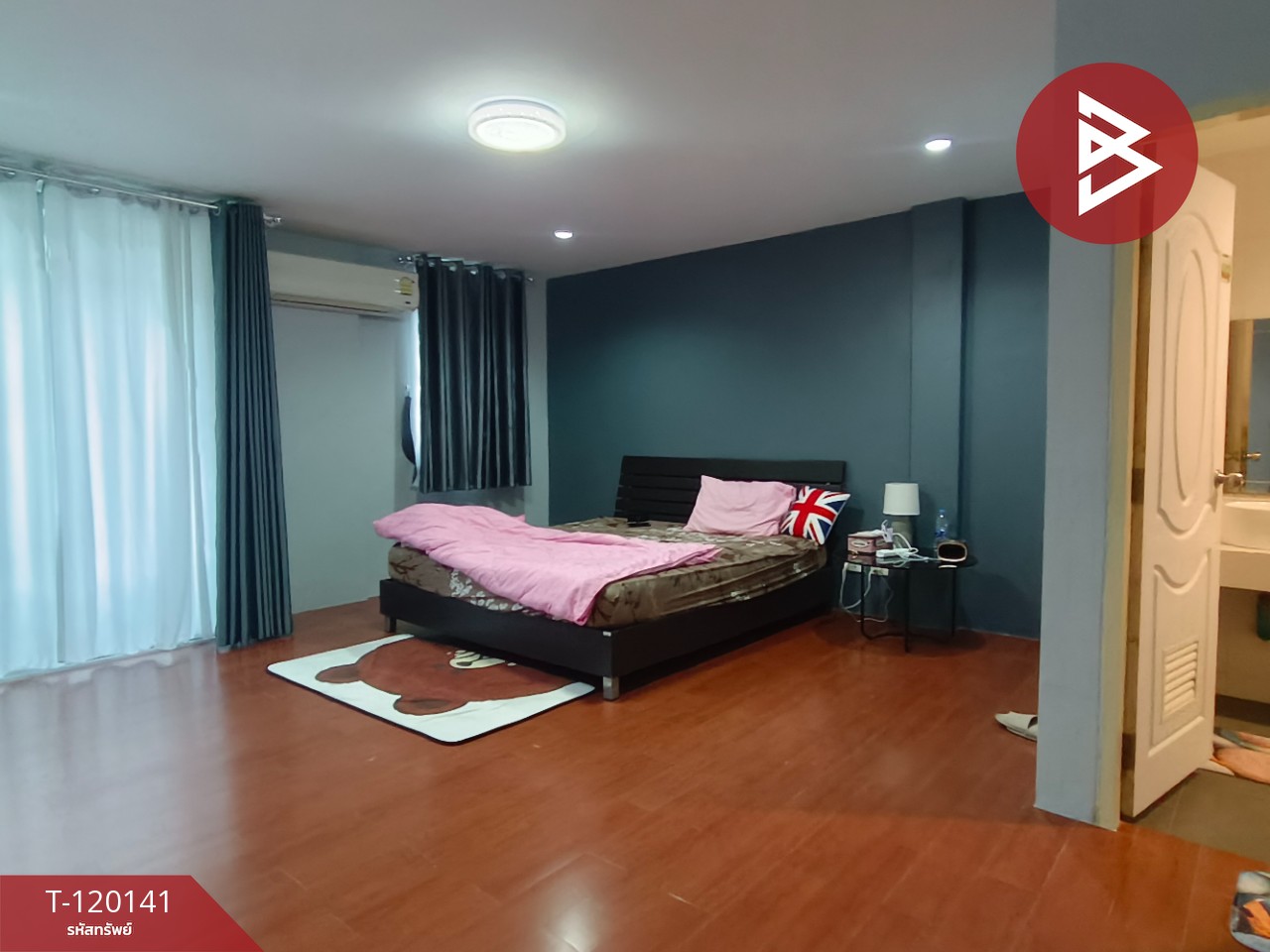 Property image 8