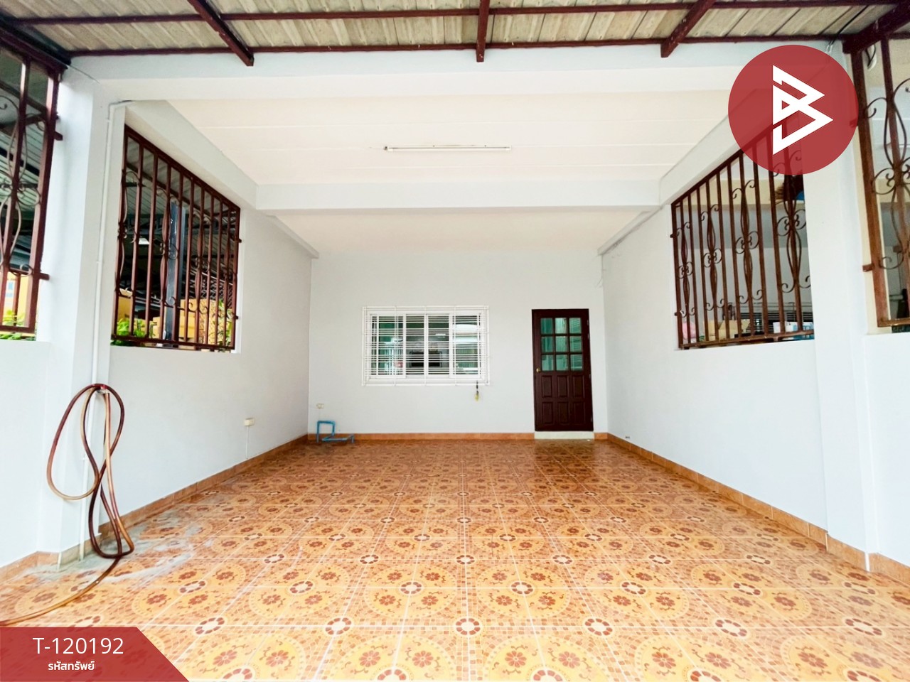 ขายทาวน์เฮ้าส์ หมู่บ้านสุวรรณธานี ลำพยา นครปฐม 2