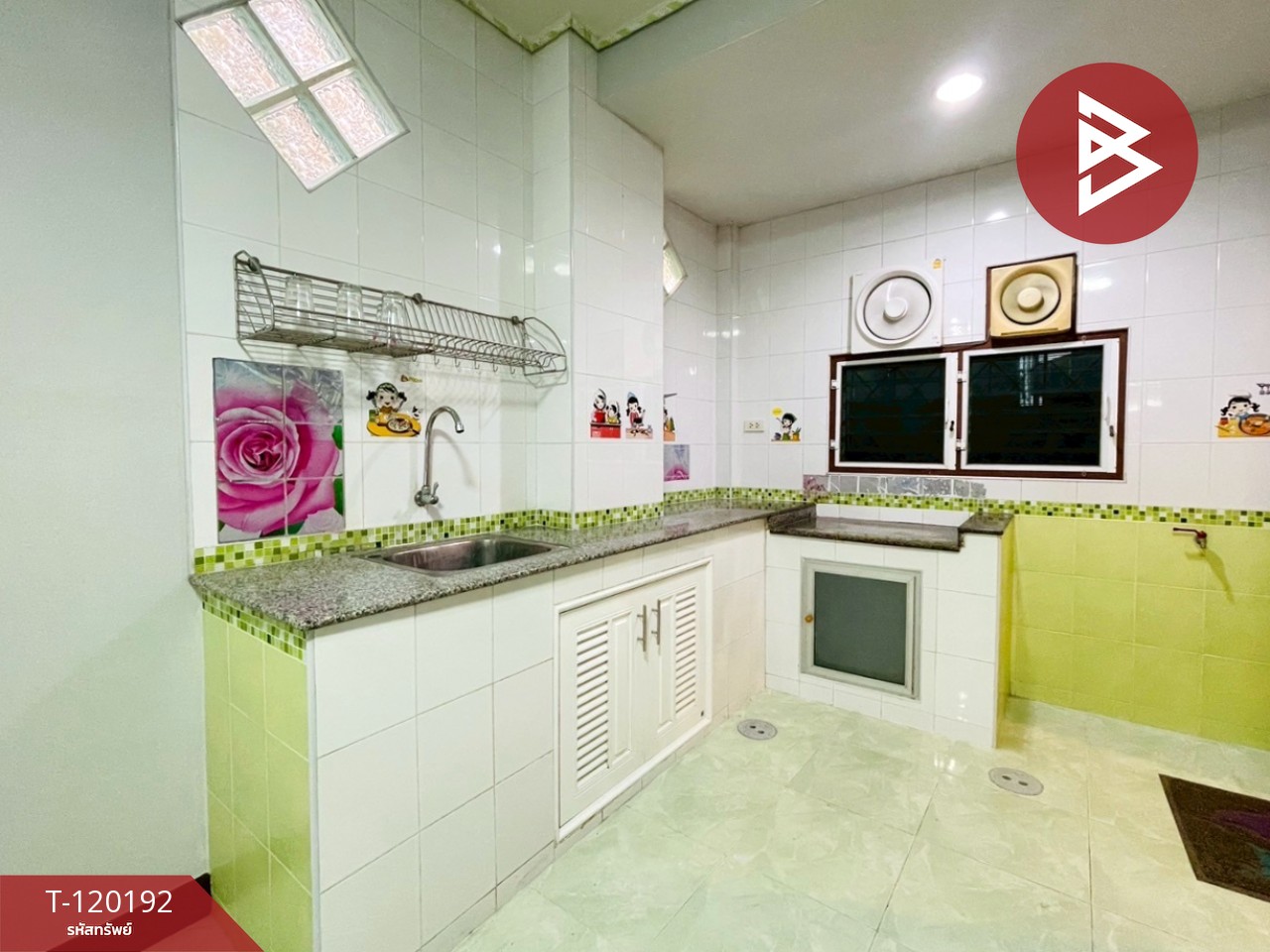 ขายทาวน์เฮ้าส์ หมู่บ้านสุวรรณธานี ลำพยา นครปฐม 5