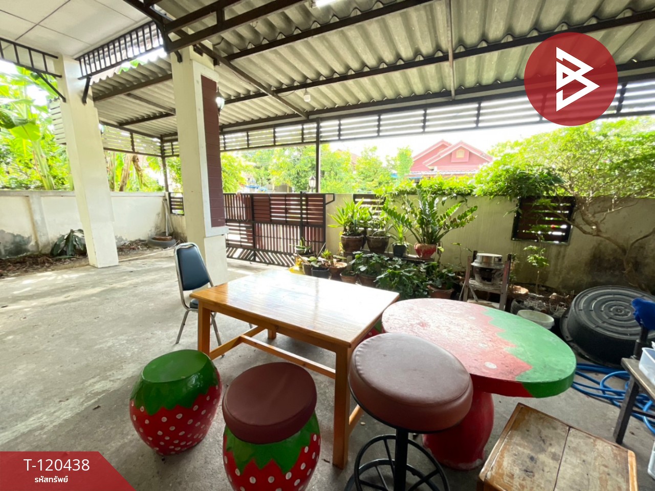 Property image 8