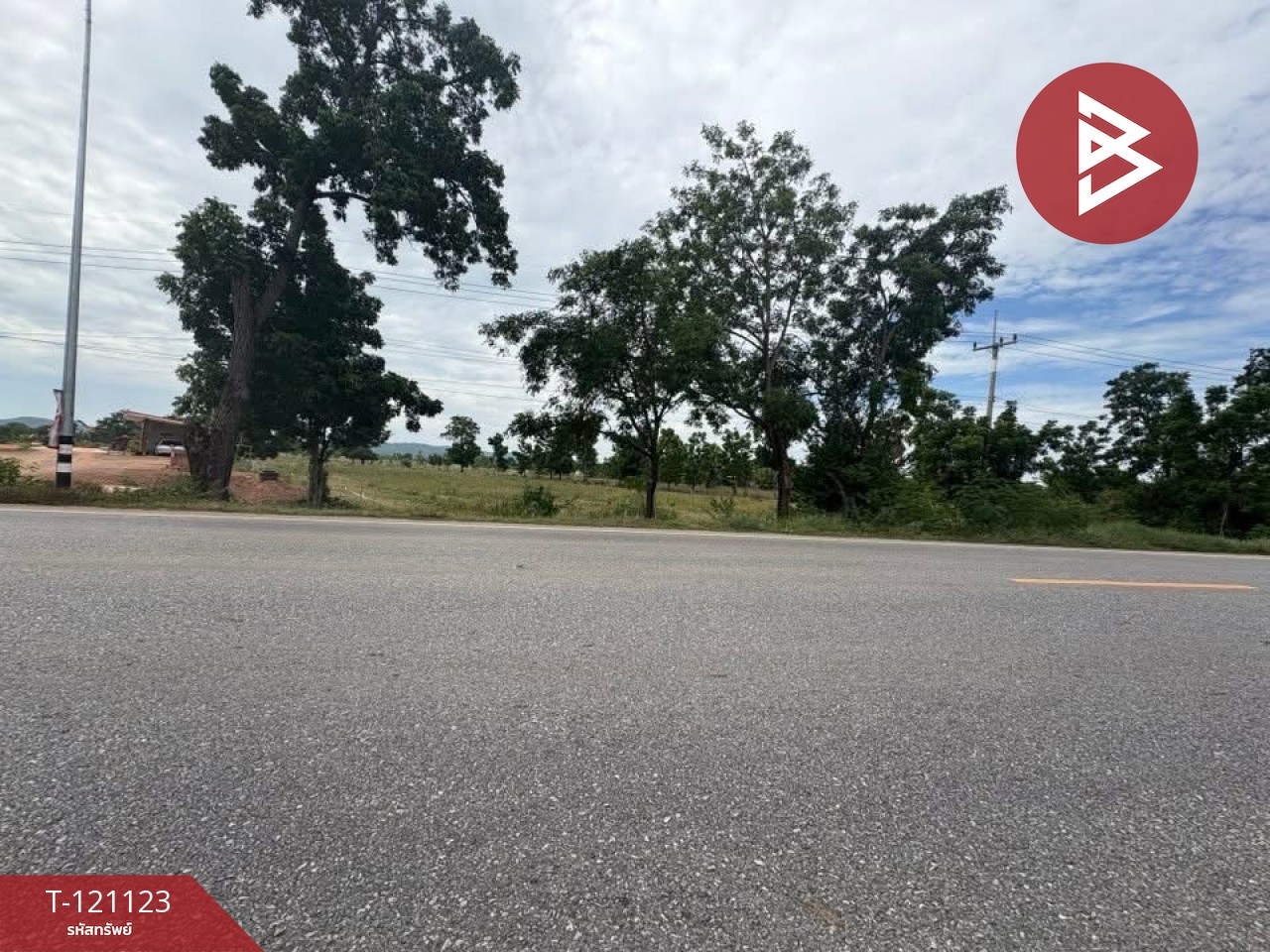 ขายด่วนที่ดิน เนื้อที่ 10 ไร่ 3 งาน 26 ตารางวา ติดถนน 4 เลน อ.เลาขวัญ กาญจนบุรี 3