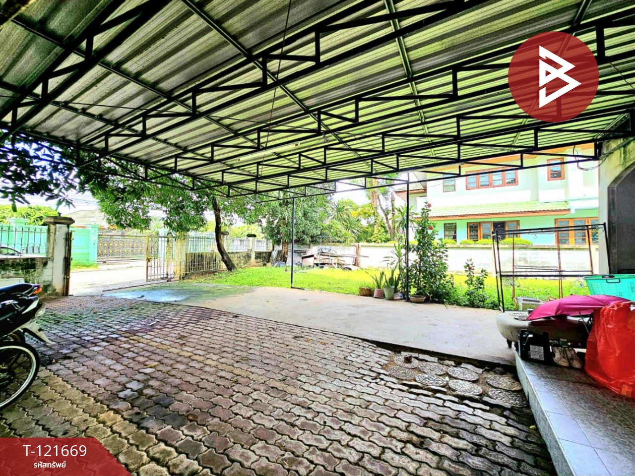 Property image 8
