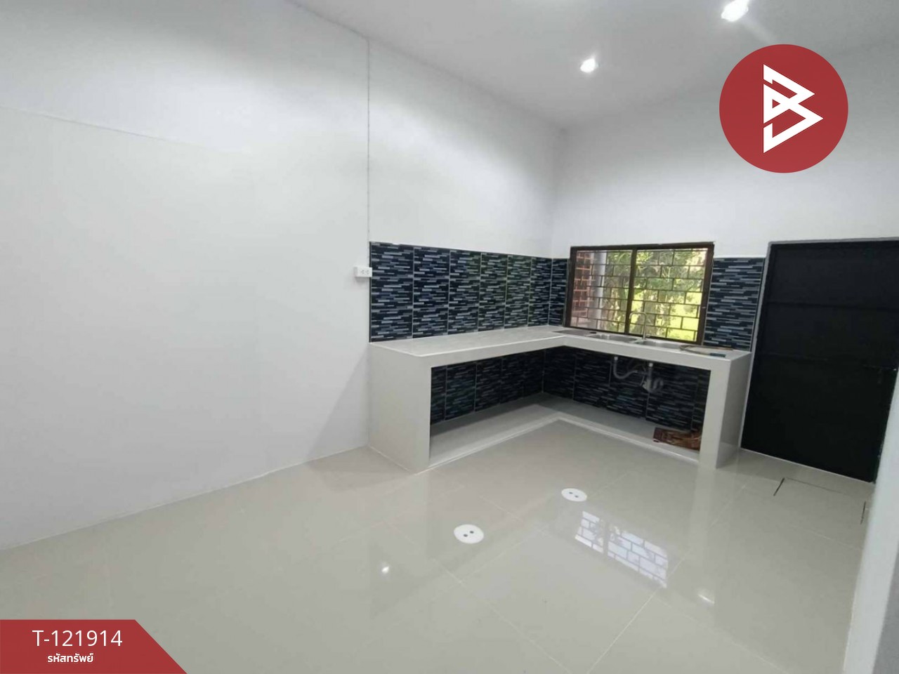 ขายทาวน์เฮ้าส์ เนื้อที่ 29.2 ตร.วา ถ.เพชรเกษม หาดใหญ่ สงขลา 7