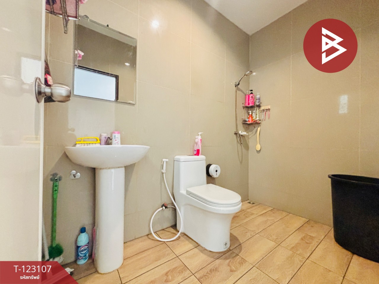 ขายทาวน์เฮ้าส์ หมู่บ้านซีวิลเลจ บ้านบึง (C Village Ban Bueng) ชลบุรี 8