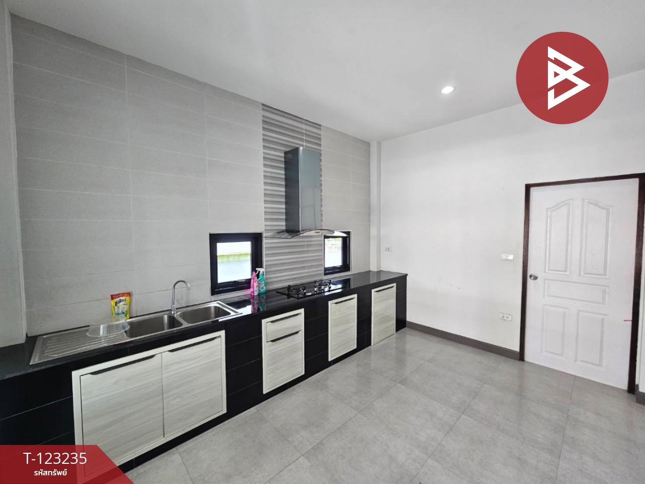 ขายบ้านเดี่ยวชั้นเดียว เนื้อที่ 41.2 ตารางวา ต.หนองเสม็ด ตราด 9