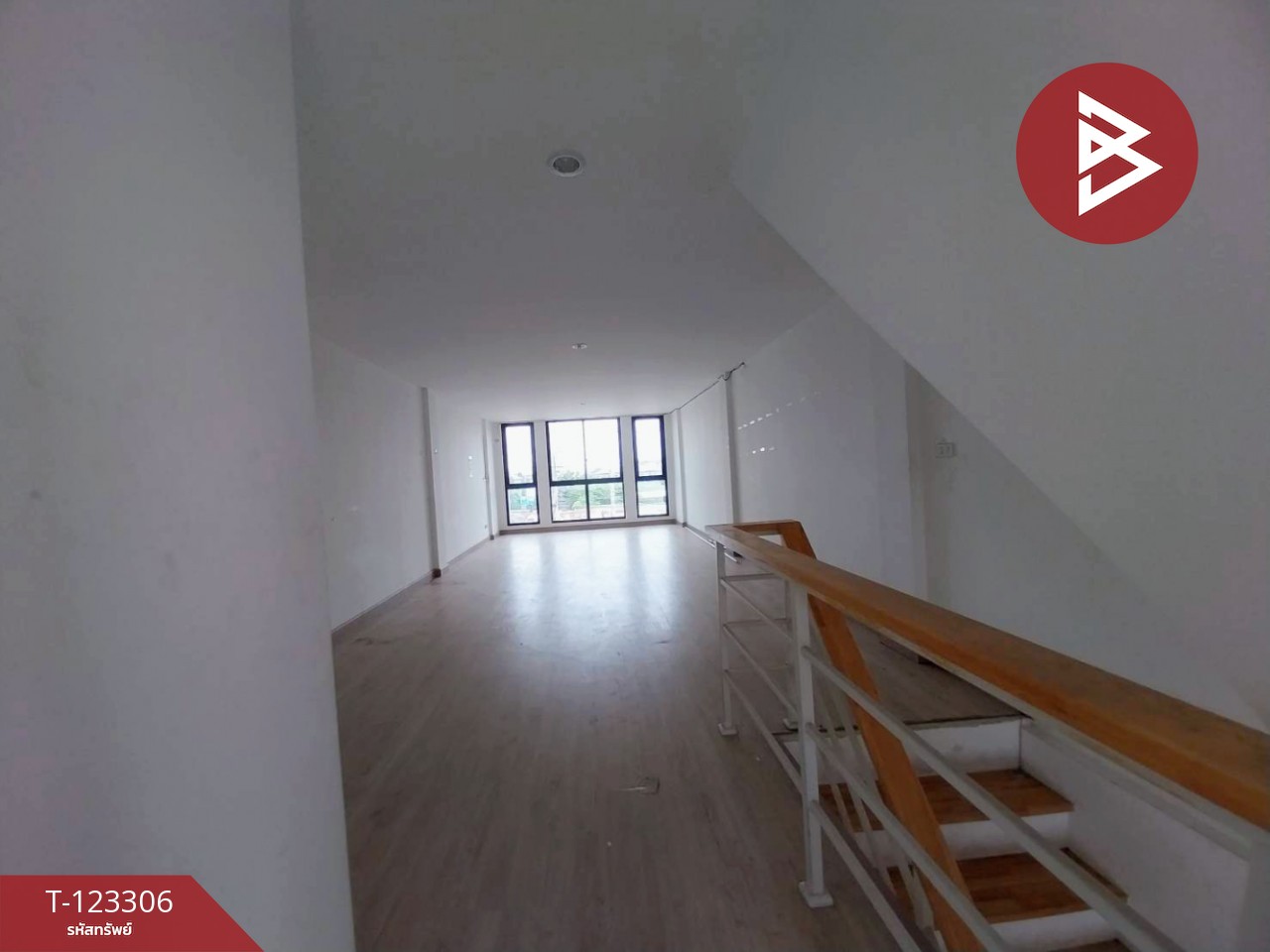 ขายอาคารพาณิชย์ หมู่บ้านเอ็มไลฟ์ บางนา-ลาดกระบัง สมุทรปราการ 12