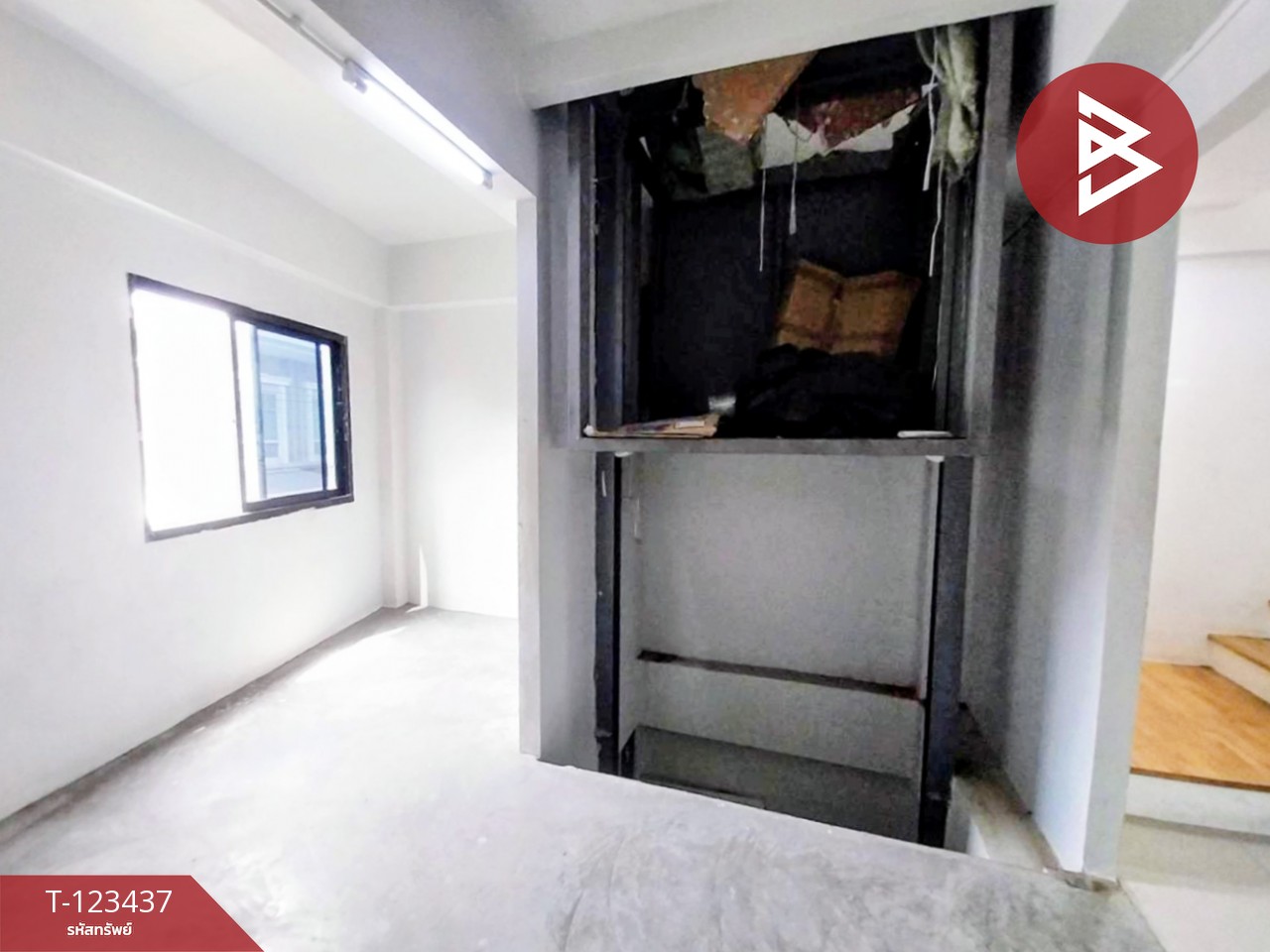 ขายอาคารพาณิชย์ 4 ชั้น เนื้อที่ 20.9 ตร.วา บางเสาธง สมุทรปราการ 11