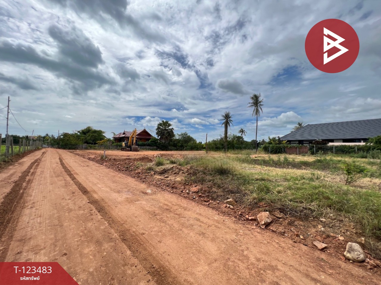 ขายที่ดิน เนื้อที่ 1 งาน 76.2 ตารางวา ซอยเขากระโหลก ปากน้ำปราณ 36 ประจวบคีรีขันธ์ 2