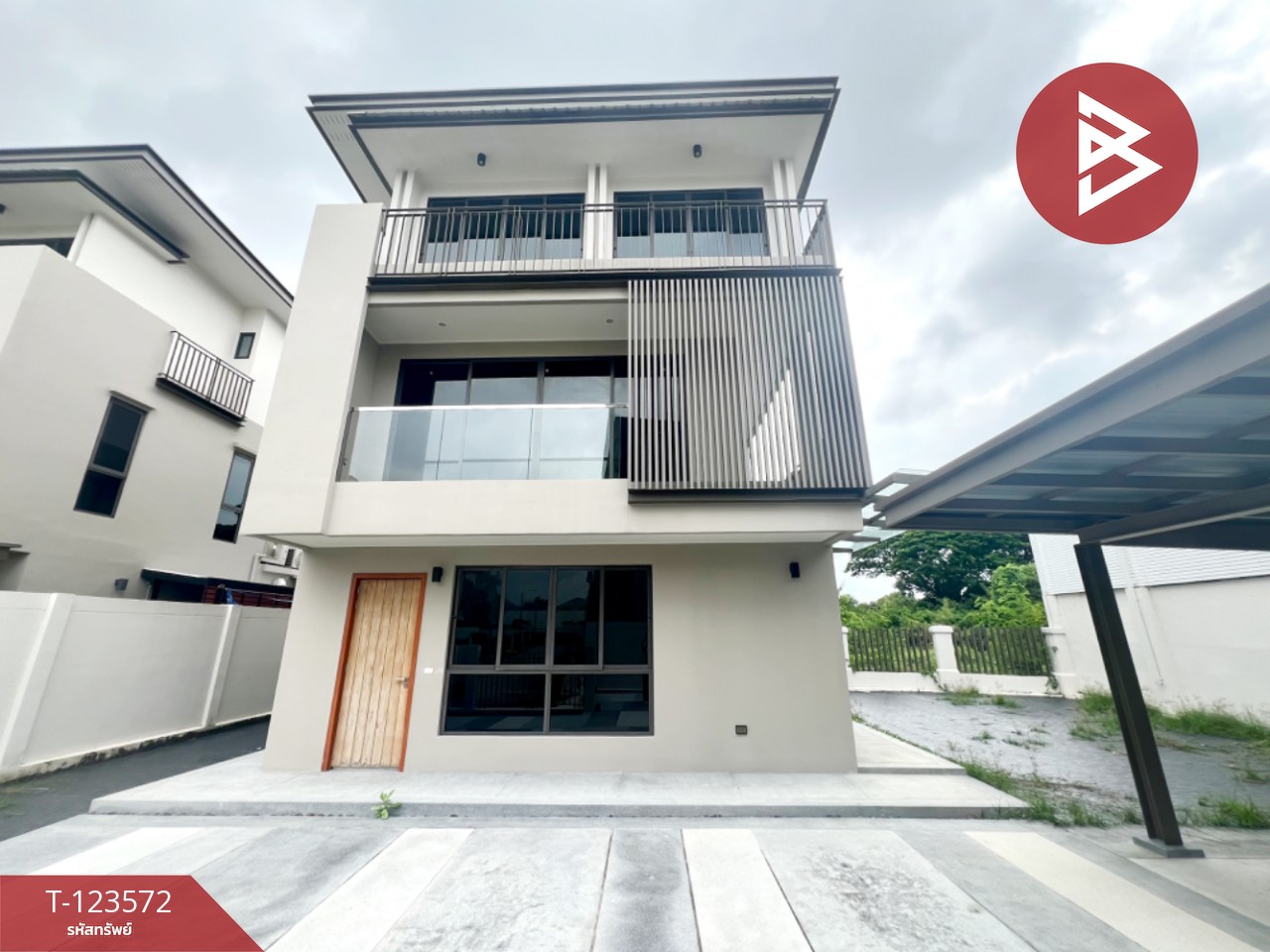 ขายบ้านเดี่ยว 3 ชั้นหลังมุม หมู่บ้านเอคิว อาร์เบอร์ สวนหลวง ร.9-พัฒนาการ กรุงเทพฯ 1