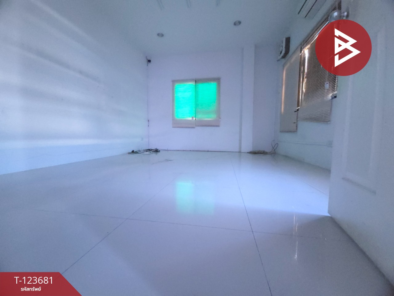 ขายโกดังพร้อมออฟฟิศ เนื้อที่ 86.6 ตร.วา กระทุ่มแบน สมุทรสาคร 10