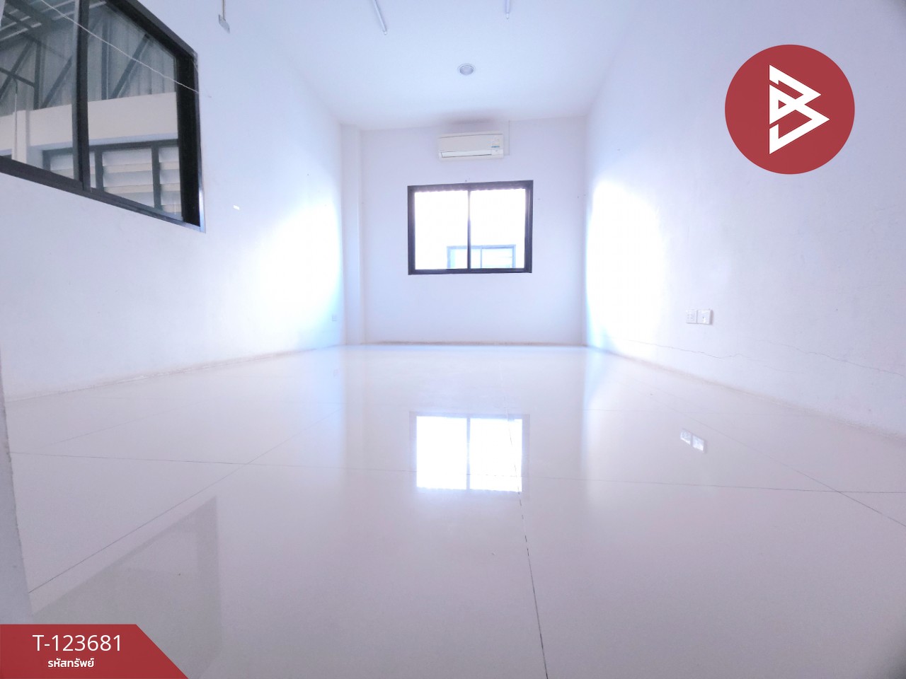 ขายโกดังพร้อมออฟฟิศ เนื้อที่ 86.6 ตร.วา กระทุ่มแบน สมุทรสาคร 12