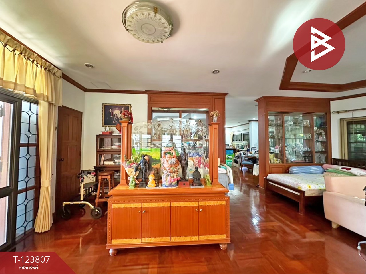ขายบ้านเดี่ยว หมู่บ้านโกลเด้นเพลส วัชรพล (Golden Place) กรุงเทพฯ พร้อมอยู่ 8
