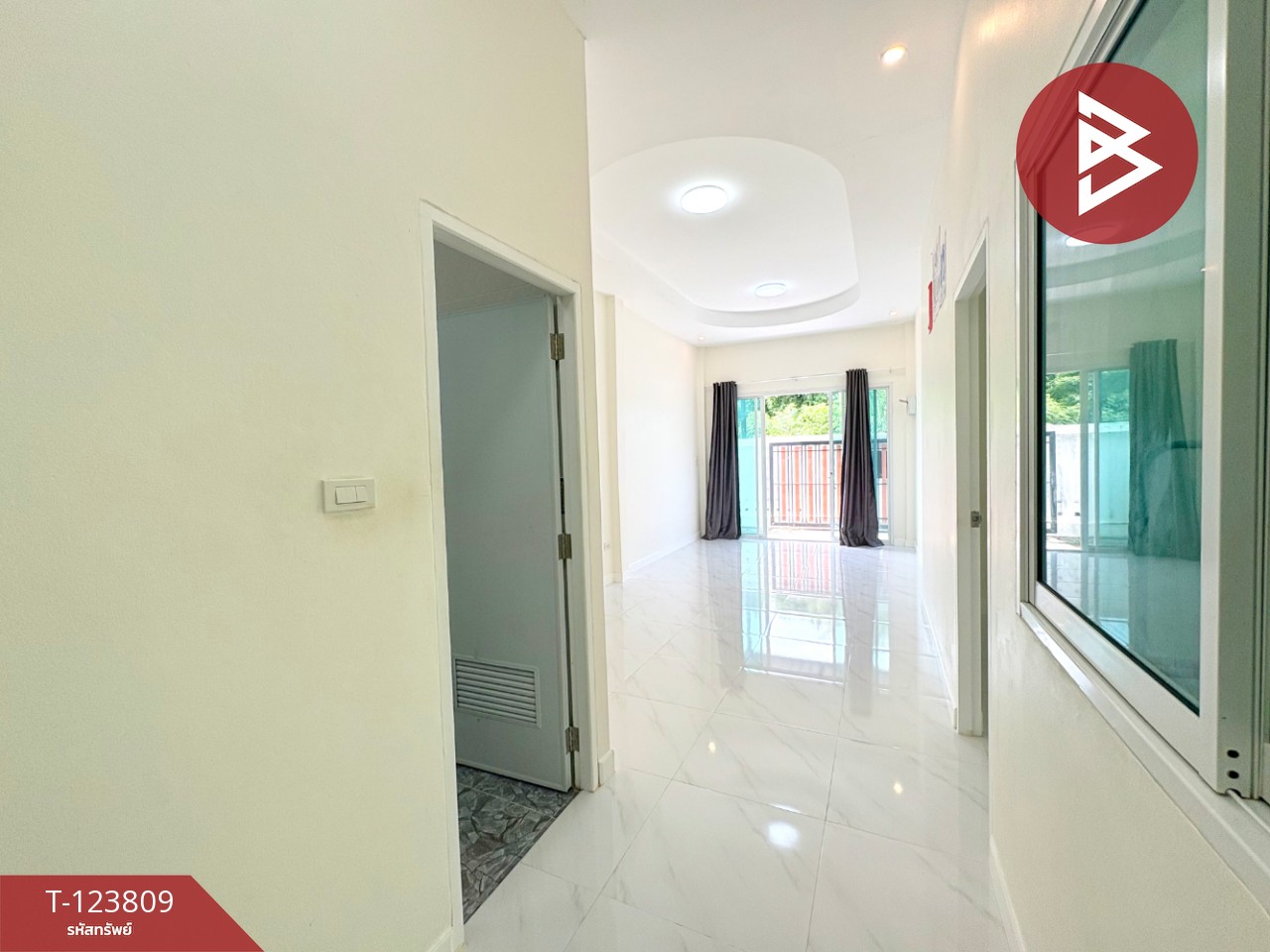 ขายทาวน์โฮมหลังมุม เนื้อที่ 28.8 ตารางวา อ.ตาคลี นครสวรรค์ 12