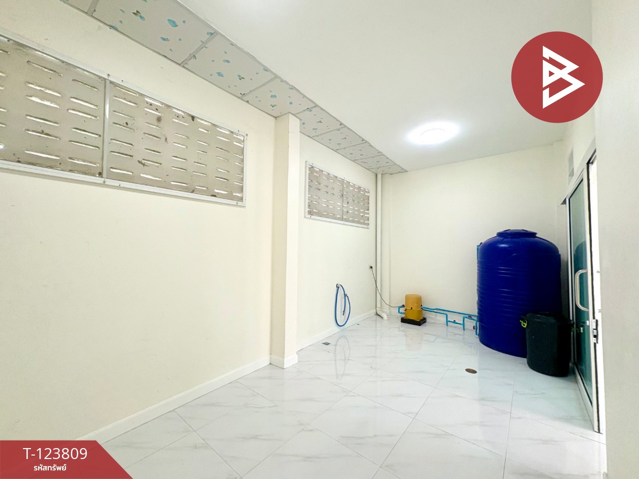 ขายทาวน์โฮมหลังมุม เนื้อที่ 28.8 ตารางวา อ.ตาคลี นครสวรรค์ 10