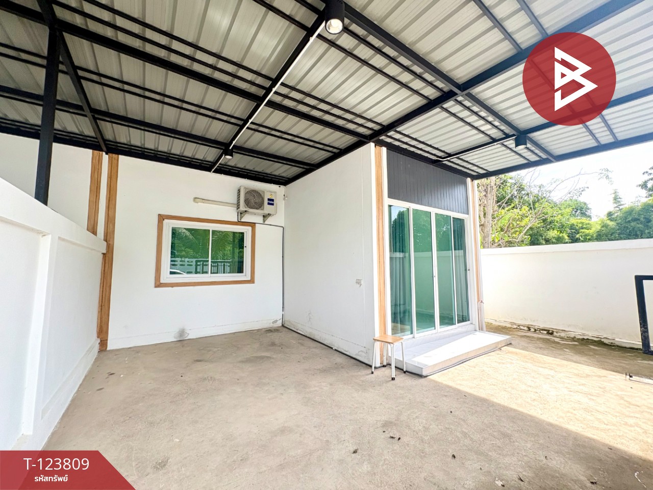 ขายทาวน์โฮมหลังมุม เนื้อที่ 28.8 ตารางวา อ.ตาคลี นครสวรรค์ 3