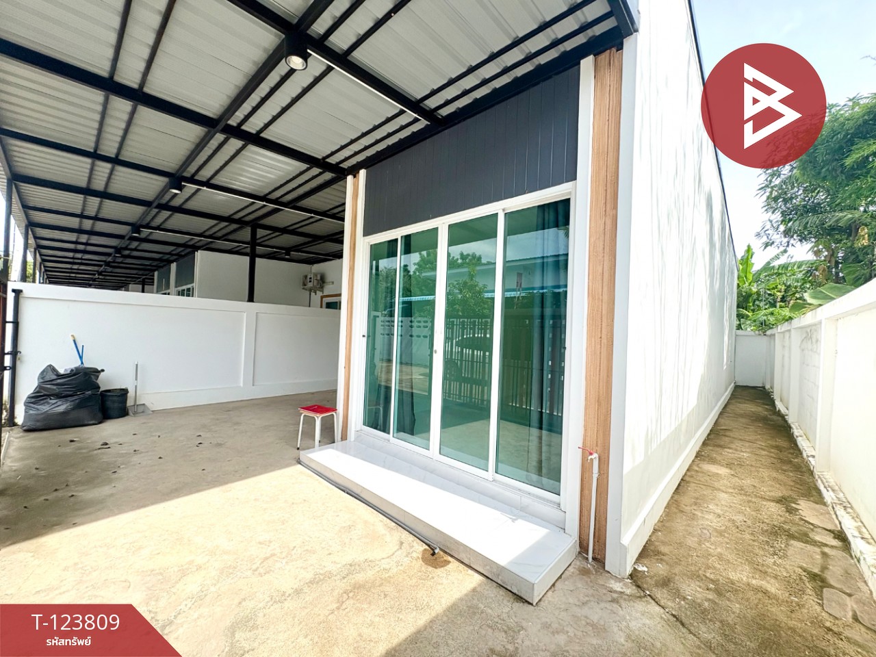 ขายทาวน์โฮมหลังมุม เนื้อที่ 28.8 ตารางวา อ.ตาคลี นครสวรรค์ 4