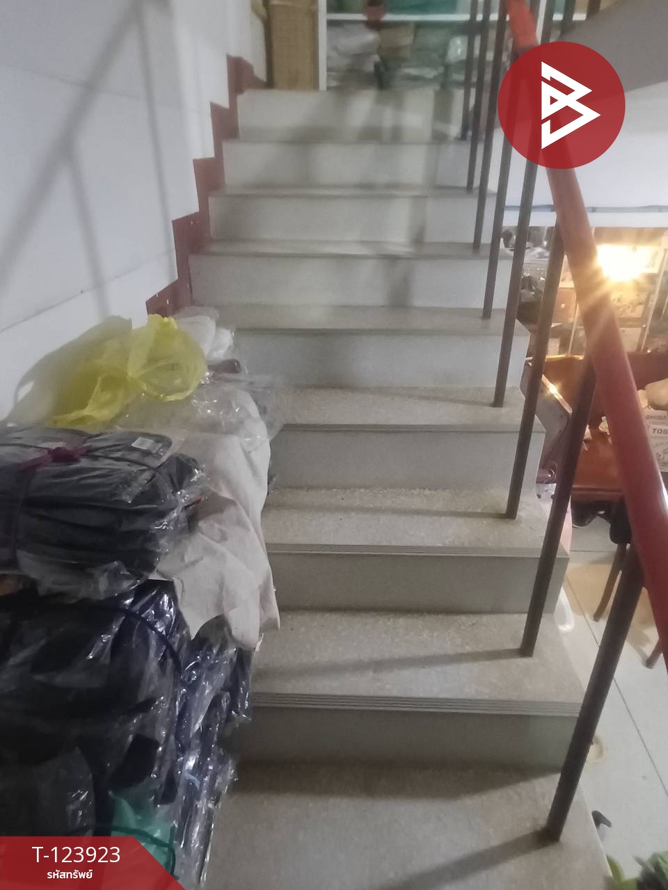 ขายอาคารพาณิชย์ 3 ชั้น แยกโพธิการ แสนตุ้ง เขาสมิง ตราด 6