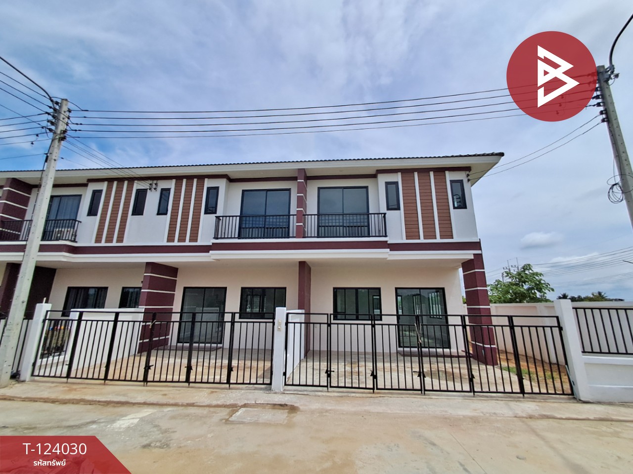 ขายทาวน์เฮ้าส์ หมู่บ้านอยู่ดีแลนด์ ท่ามะกา กาญจนบุรี 1