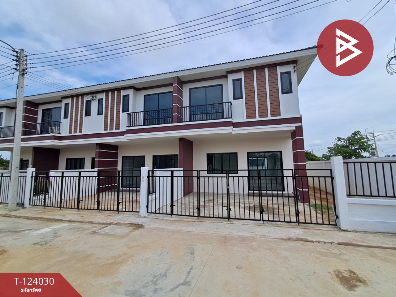 ขายทาวน์เฮ้าส์ หมู่บ้านอยู่ดีแลนด์ ท่ามะกา กาญจนบุรี 3