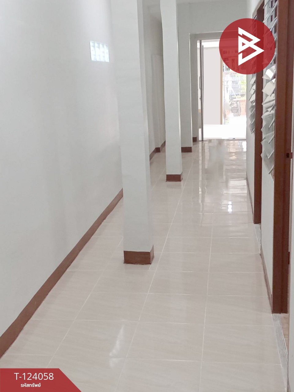 ขายด่วนทาวน์เฮ้าส์หลังมุม หมู่บ้านทับทอง บางเสาธง สมุทรปราการ รีโนเวทใหม่ 7