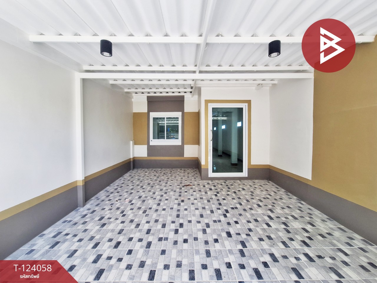 ขายด่วนทาวน์เฮ้าส์หลังมุม หมู่บ้านทับทอง บางเสาธง สมุทรปราการ รีโนเวทใหม่ 2