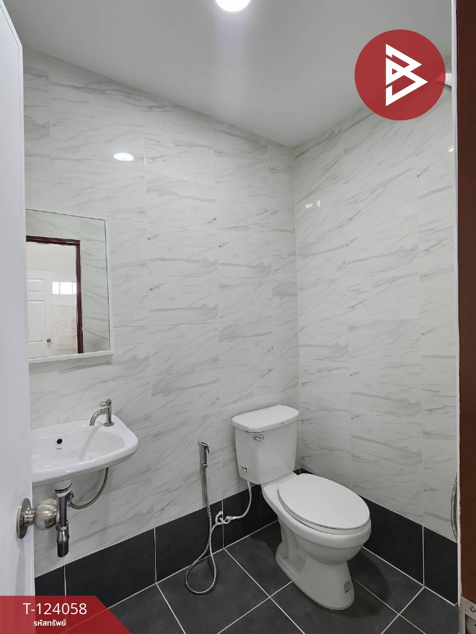 ขายด่วนทาวน์เฮ้าส์หลังมุม หมู่บ้านทับทอง บางเสาธง สมุทรปราการ รีโนเวทใหม่ 11