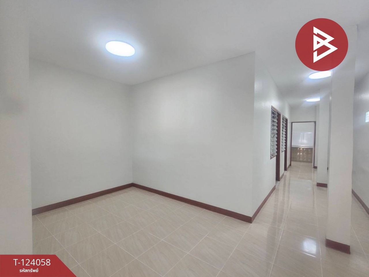 ขายด่วนทาวน์เฮ้าส์หลังมุม หมู่บ้านทับทอง บางเสาธง สมุทรปราการ รีโนเวทใหม่ 3