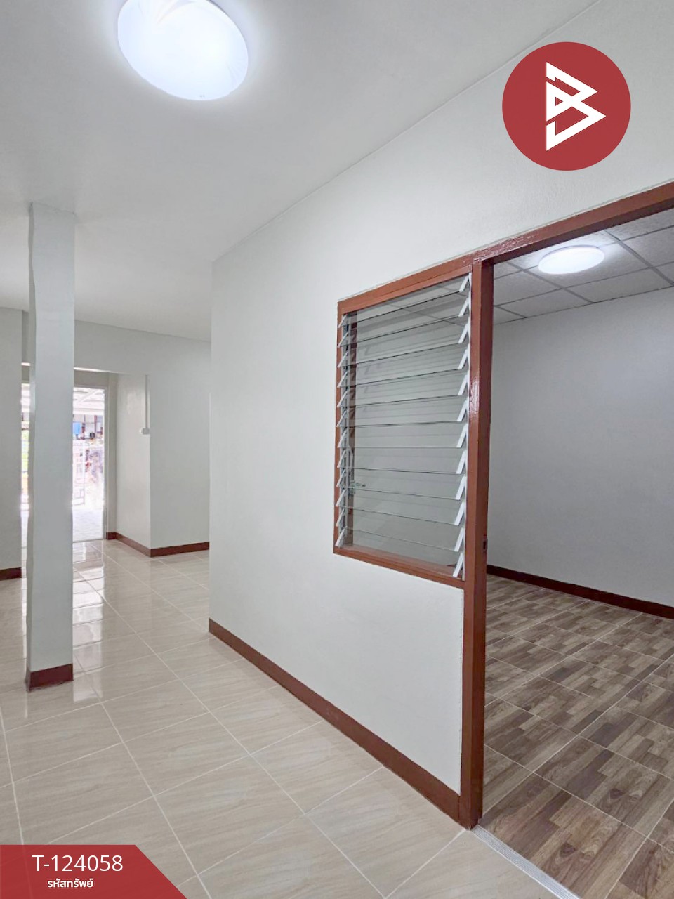 ขายด่วนทาวน์เฮ้าส์หลังมุม หมู่บ้านทับทอง บางเสาธง สมุทรปราการ รีโนเวทใหม่ 5