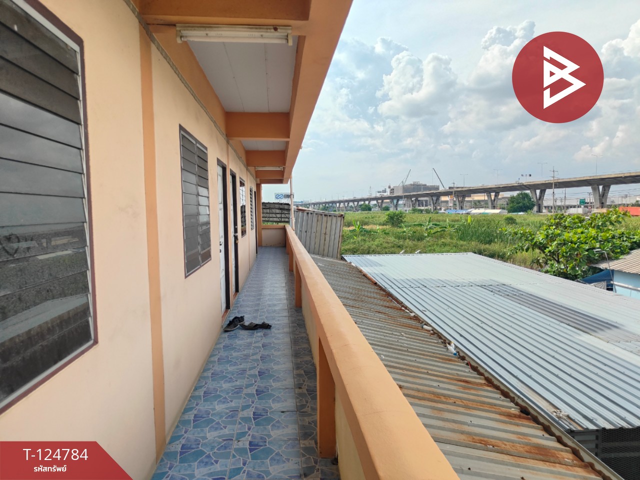 ขายอพาร์ทเม้นท์ 3 ชั้น เนื้อที่ 75 ตารางวา บางเสาธง สมุทรปราการ 9