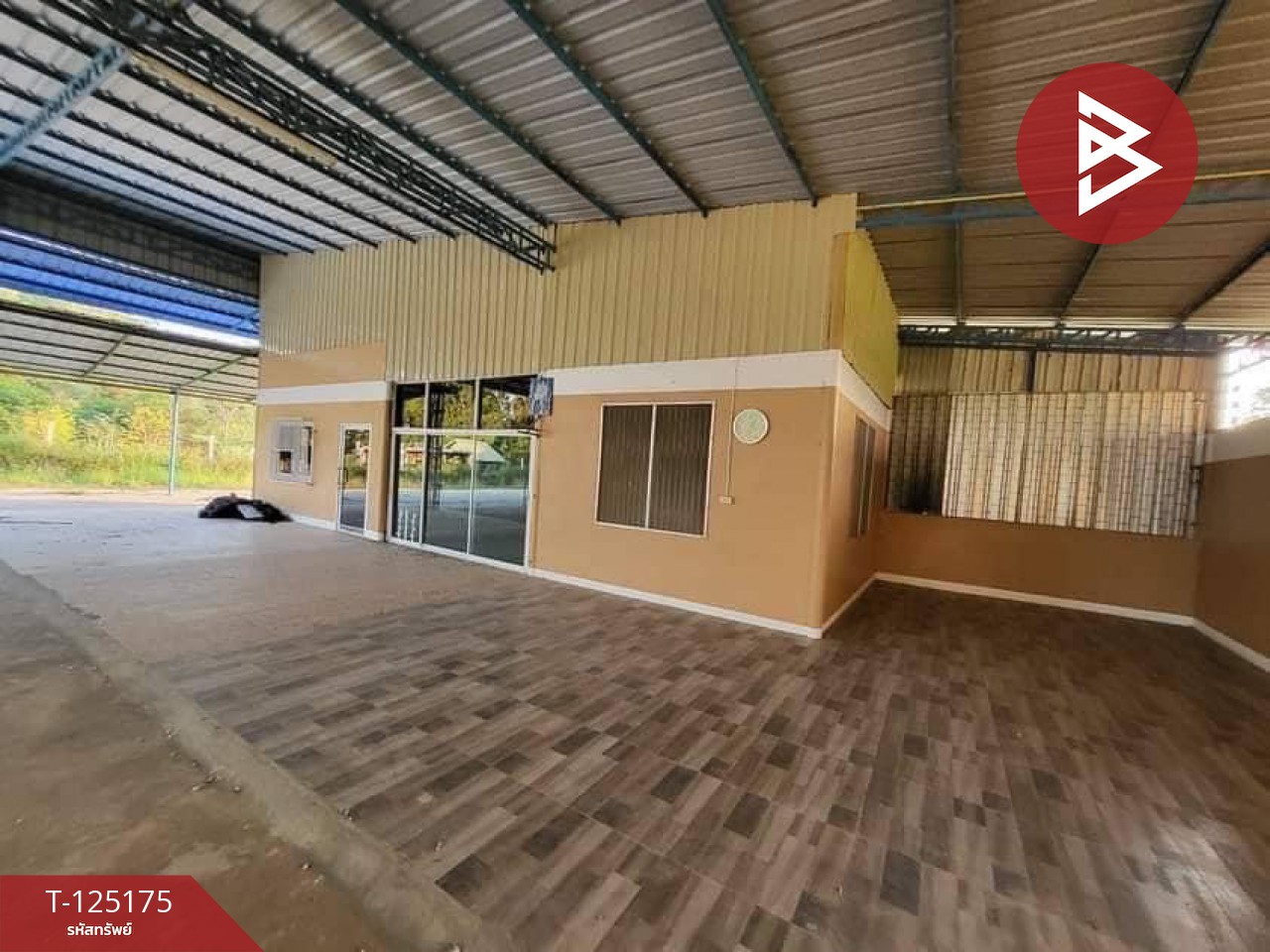 ขายที่ดินพร้อมโกดัง เนื้อที่ 4 ไร่ 62.8 ตร.วา ขาณุวรลักษบุรี กำแพงเพชร 1