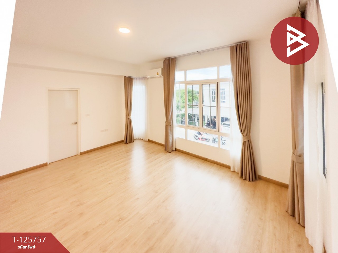 ขายบ้านแฝด หมู่บ้านคิวดิสทริค สุขสวัสดิ์ 76 (Q.District Suksawat 76) สมุทรปราการ บ้านสวย ตกแต่งพร้อมอยู่ 11